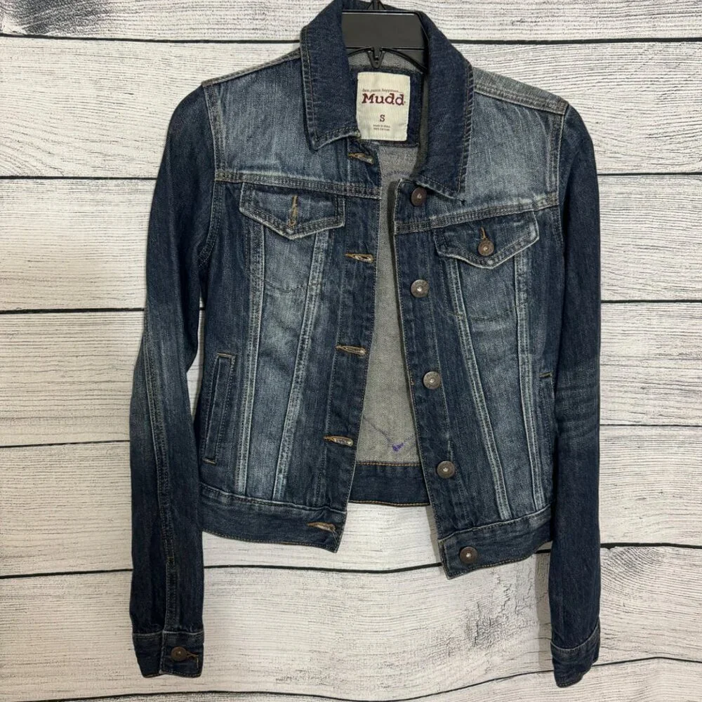 Mudd Denim Jacket With Rainbow Heart "Love Is Love" Graphic Size S - Picture 2 of 3